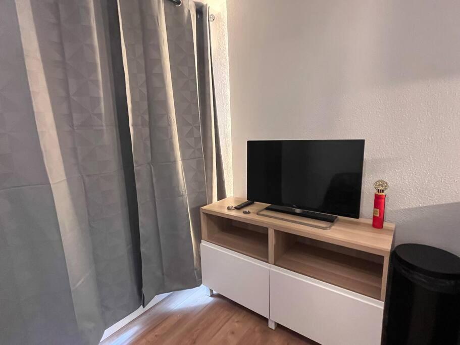Votre Pied-A-Terre En Bord De Mer Sète Esterno foto