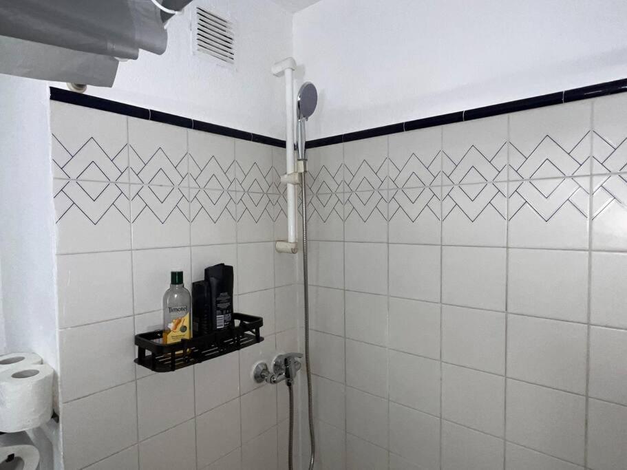 Votre Pied-A-Terre En Bord De Mer Sète Esterno foto